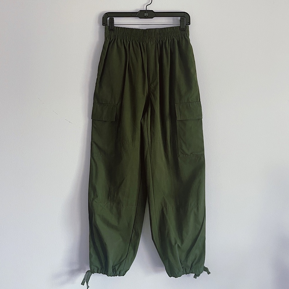 NWT Urban Outfitters Stretch Waist Pants